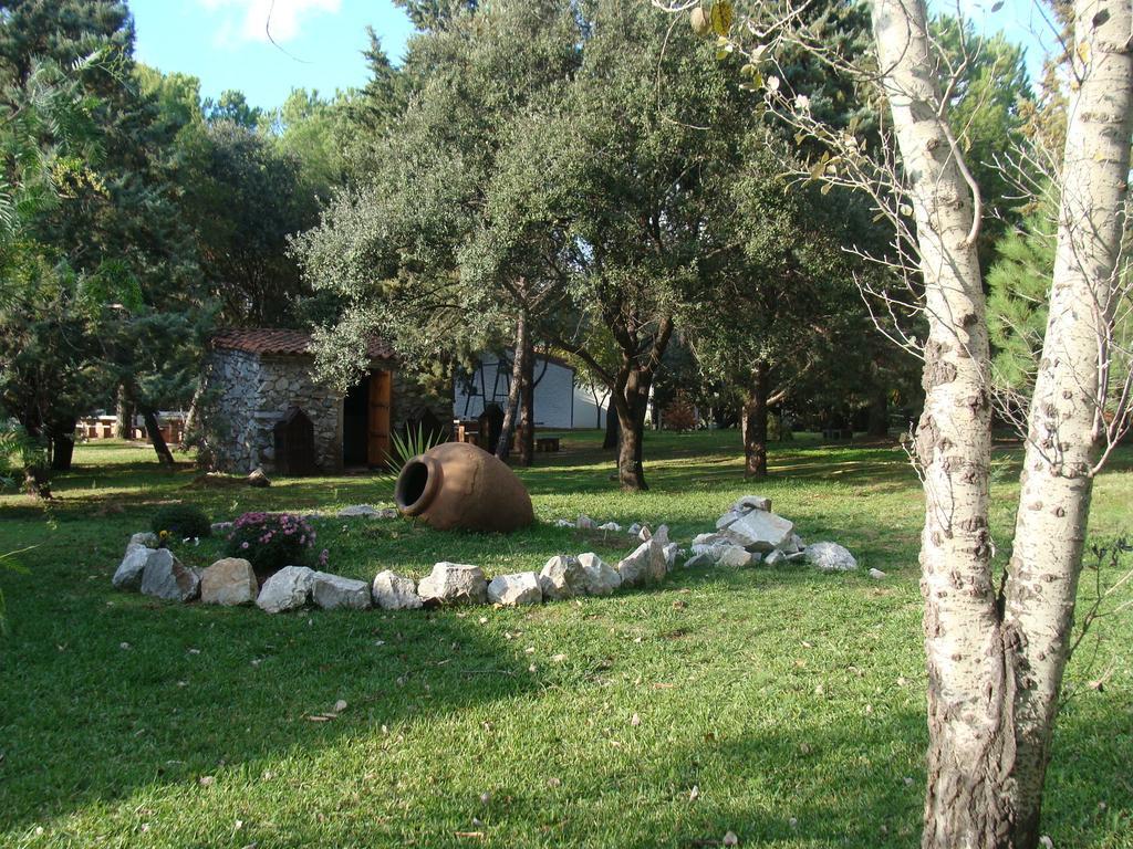 Complejo Rural Puerto Penas Hotell Aroche Eksteriør bilde
