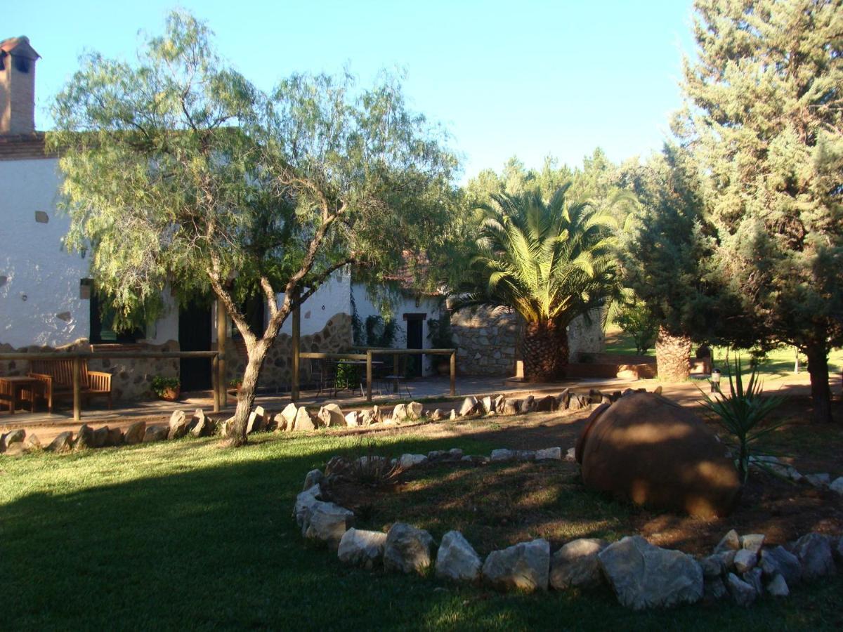 Complejo Rural Puerto Penas Hotell Aroche Eksteriør bilde